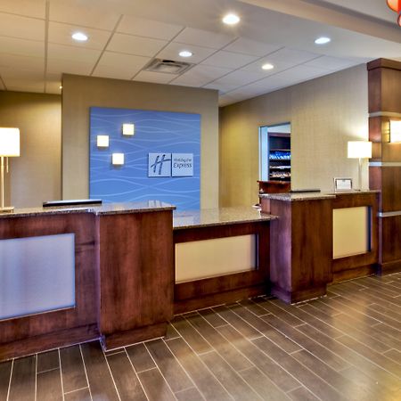 Holiday Inn Express & Suites Oak Ridge By Ihg Eksteriør billede