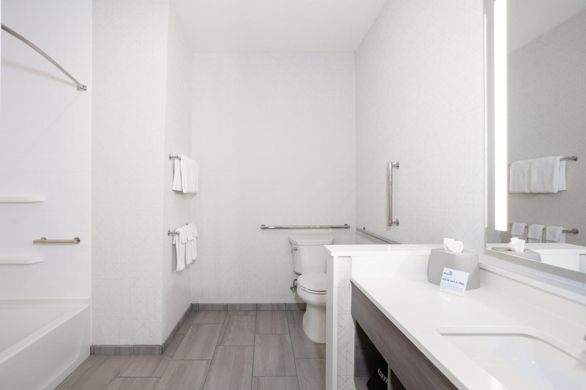 Holiday Inn Express & Suites Oak Ridge By Ihg Eksteriør billede